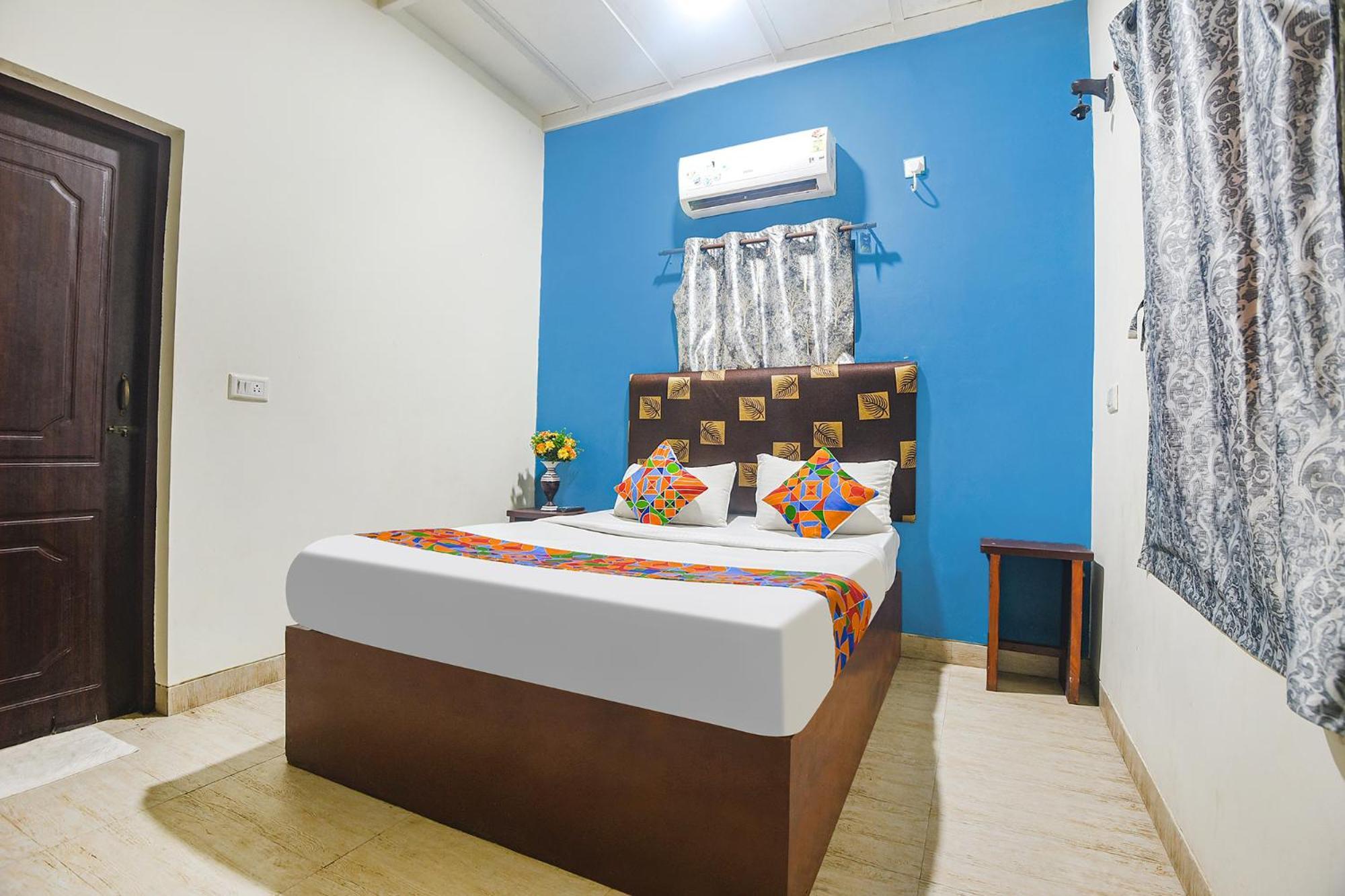 Fabhotel Rj 18 Beach Resort - Nr Baga Beach Exterior photo